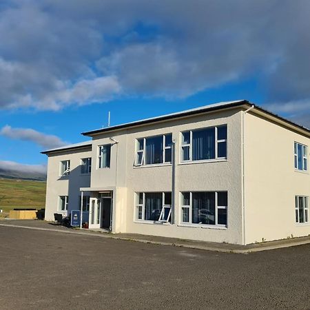Hlin Guesthouse Varmahlid  Kültér fotó