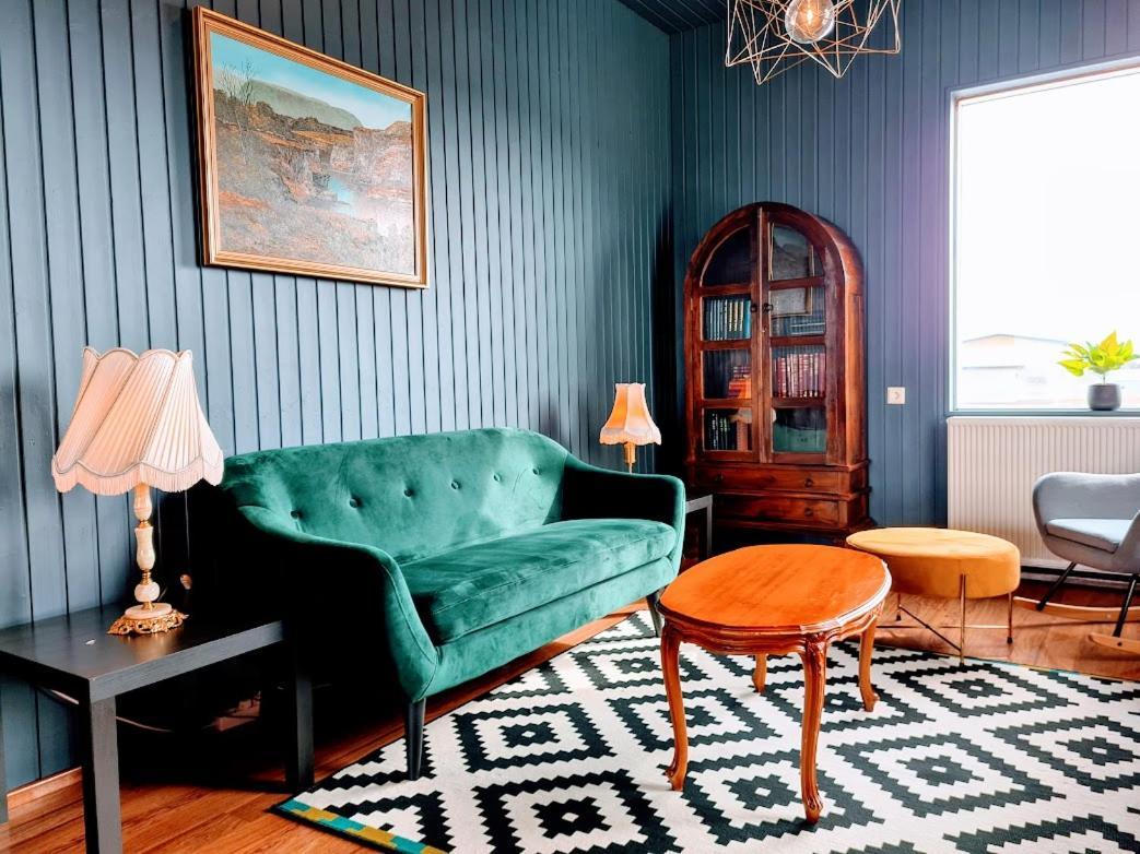 Hlin Guesthouse Varmahlid  Kültér fotó