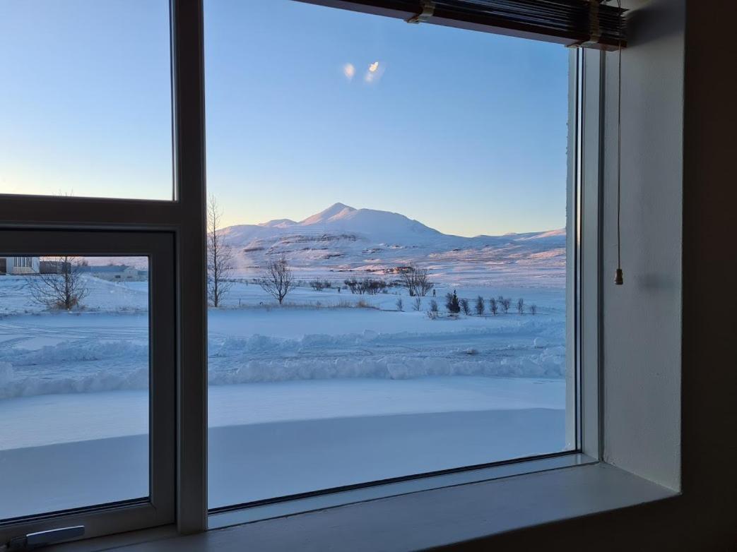 Hlin Guesthouse Varmahlid  Kültér fotó