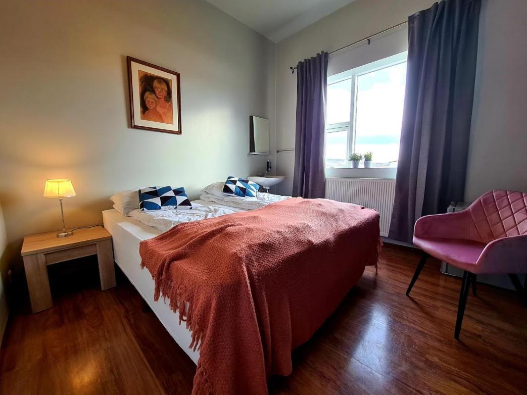 Hlin Guesthouse Varmahlid  Kültér fotó