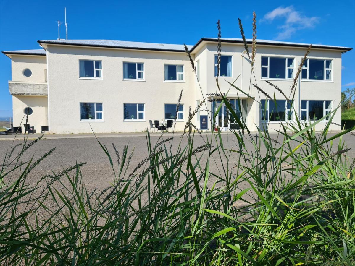 Hlin Guesthouse Varmahlid  Kültér fotó
